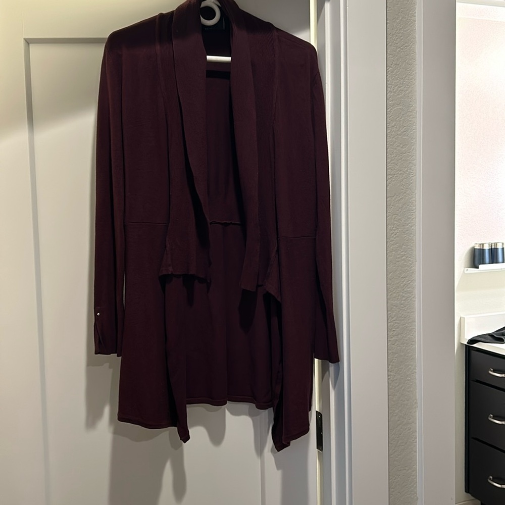 White House Black Market lightweight sweater